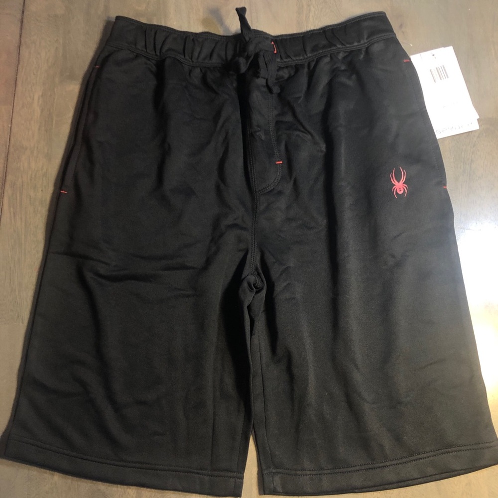 New Men’s Large Spyder Shorts in Black.